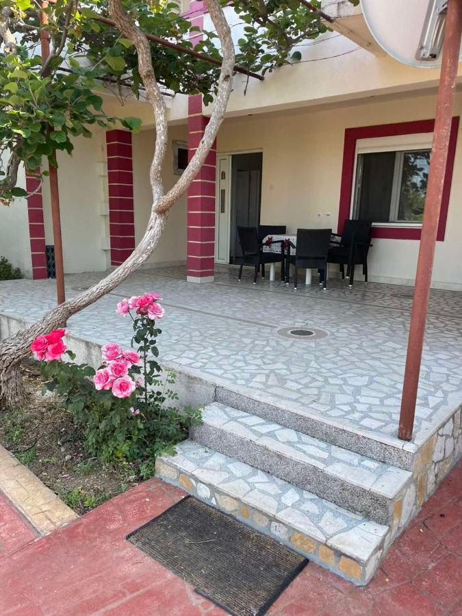 Villa Nilic بار المظهر الخارجي الصورة